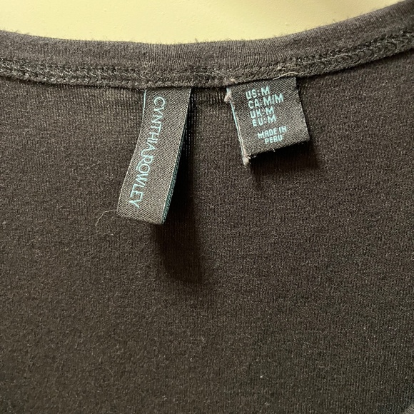 Cynthia Rowley Women's Black T-Shirt – Size M – Casual, Stylish, and Comfortable - Picture 4 of 6